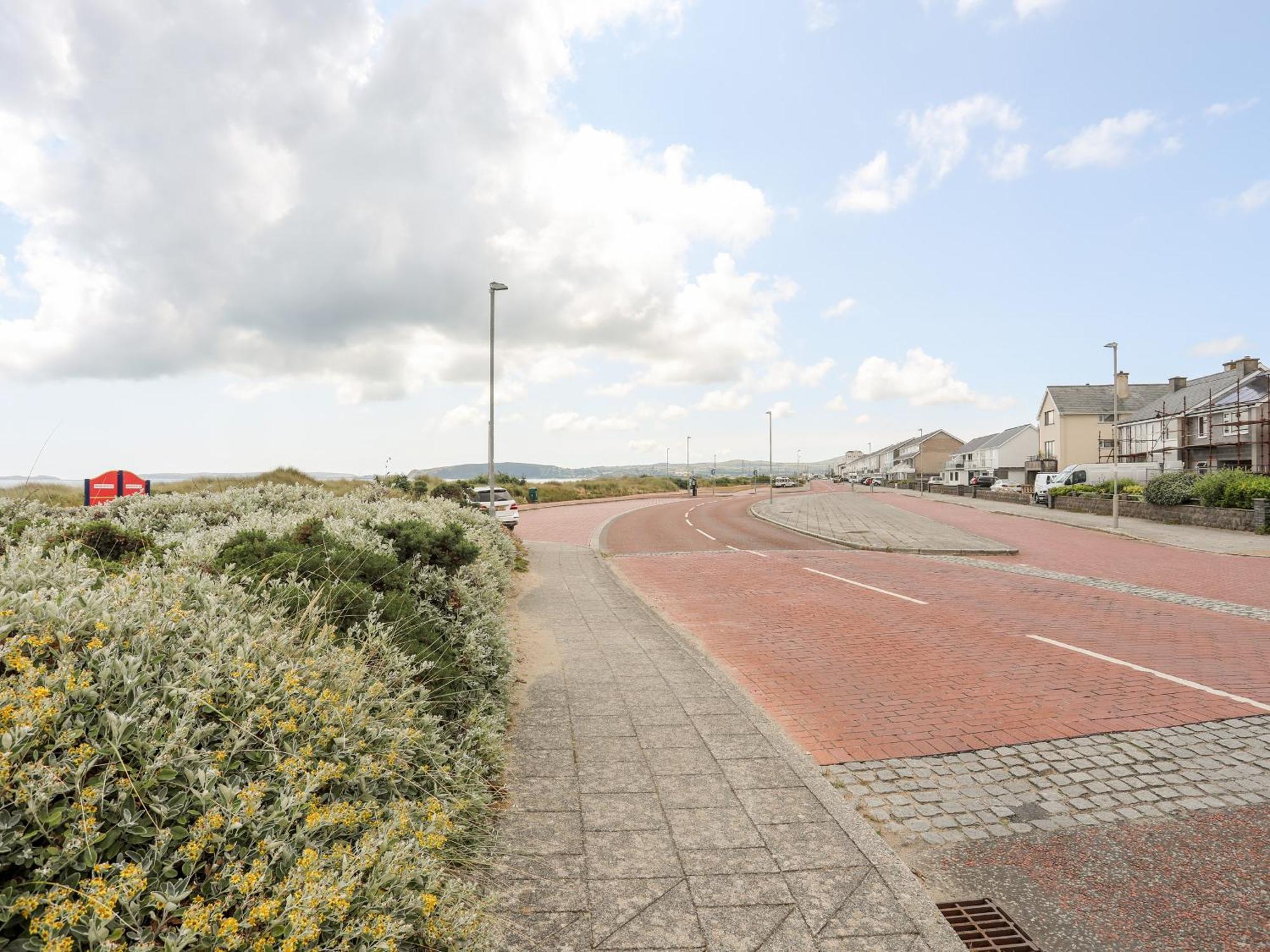 7 Min Y Traeth Villa Pwllheli Luaran gambar